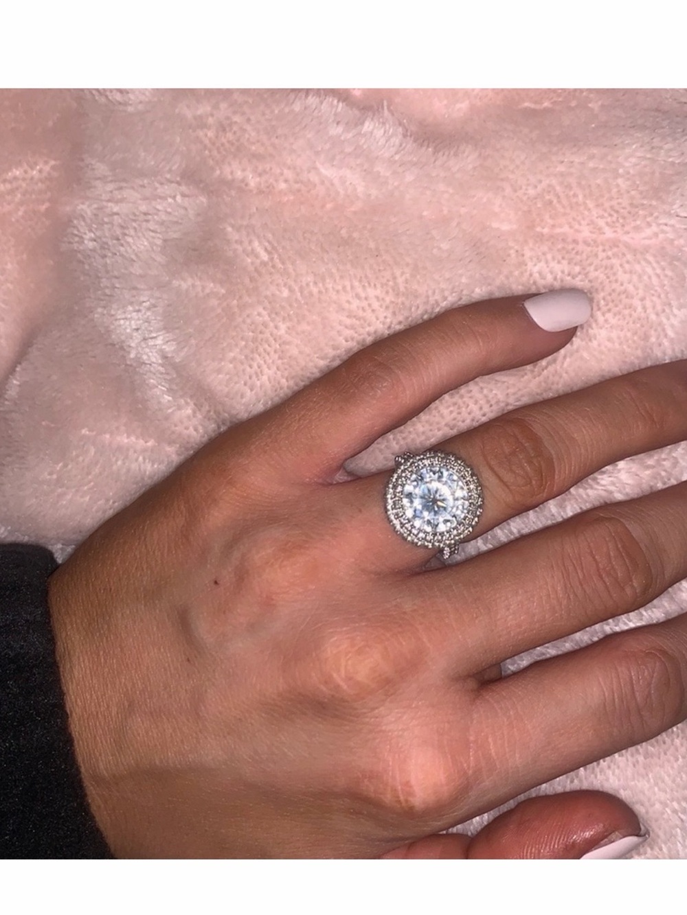 Anello 14k White Gold Moissanite Double Halo Diamond Ring